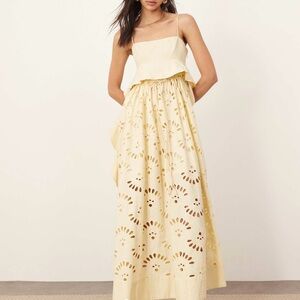 Elegant Cream Maxi Dress
